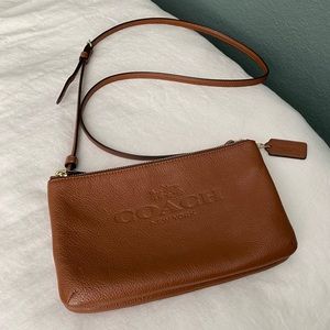 Pebble Leather Lyla Double Gusset Crossbody